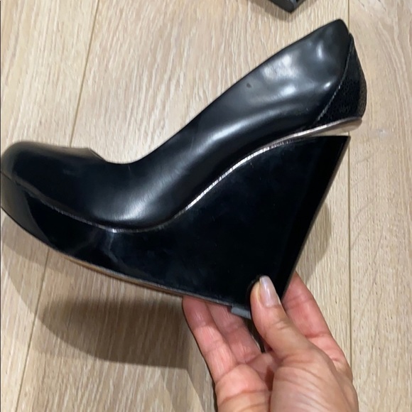 Black wedge w Silver trim at heel. - Picture 8 of 8